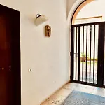 Oasi Sant'anastasia 28 Appartamento *