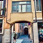 Oasi Sant'anastasia 28 *